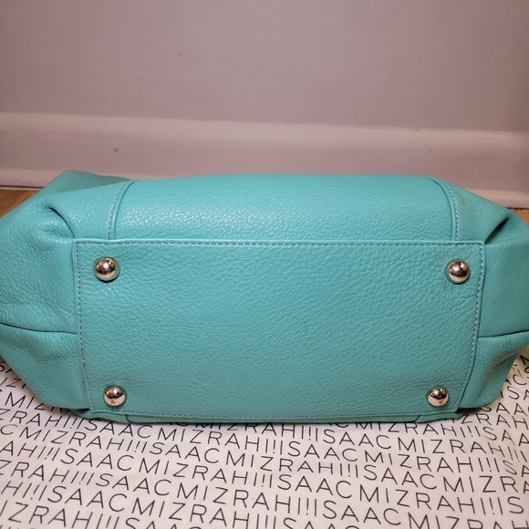 isaac mizrahi leather hobo bag with wristlet - Picture 4 of 9